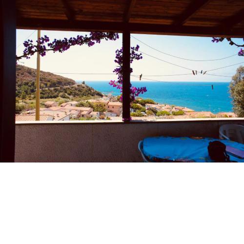 Appartamento vista mare a Pomonte