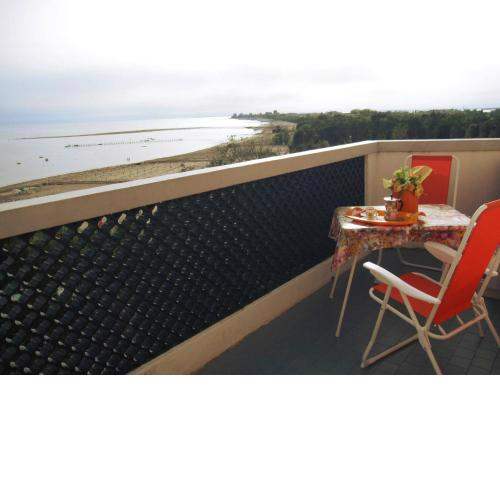 Appartamento Vista Mare Per 4 Persone - Airco - Tv