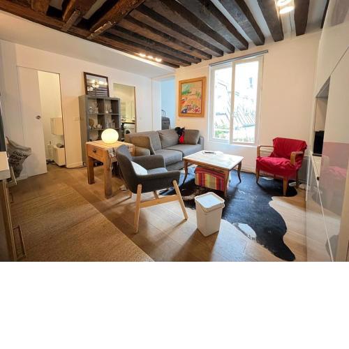 Appartement au 2 eme étage Paris 2