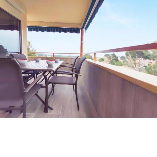 Appartement Cap Salou Vue Mer avec piscine et parking