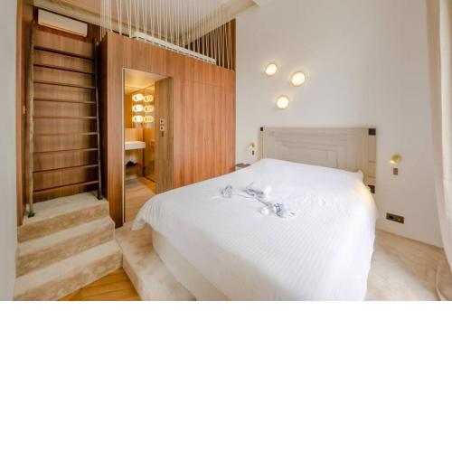 Appartement de standing 2 - tour Eiffel/Invalides