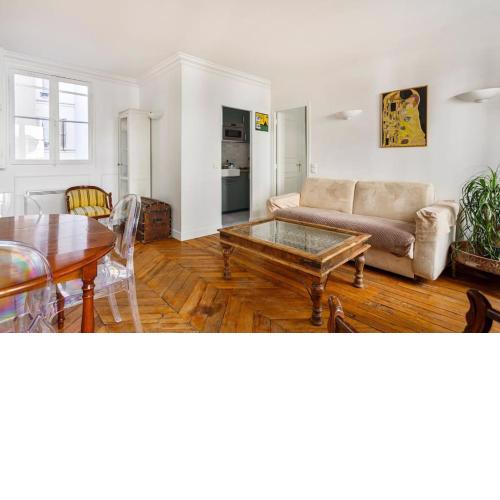Appartement Haussmannien Place de l etoile
