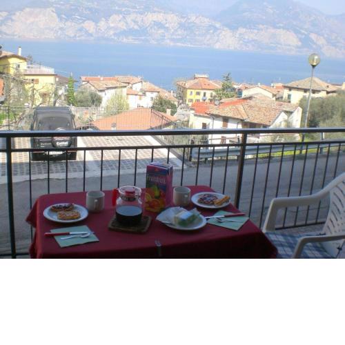 Appartement in Cassone Di Malcesine mit Garten