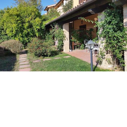 Appartement in Santa Luce mit Eigenem Garten