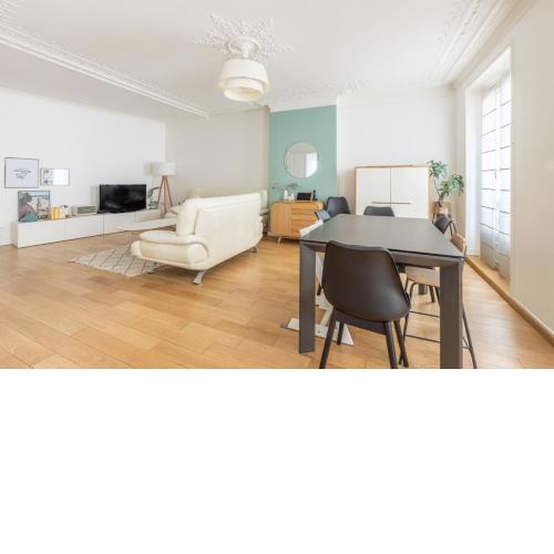 Appartement place de la madeleine