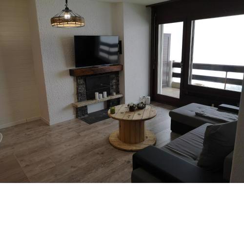 Appartement proche remontées refait à neuf