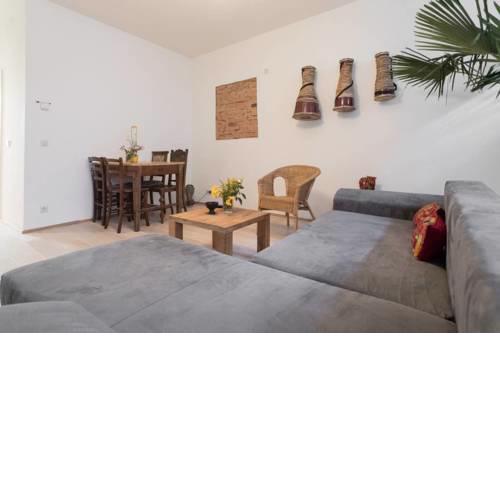 Appartment mit nettem kleinen Garten nähe Schloss Schönbrunn