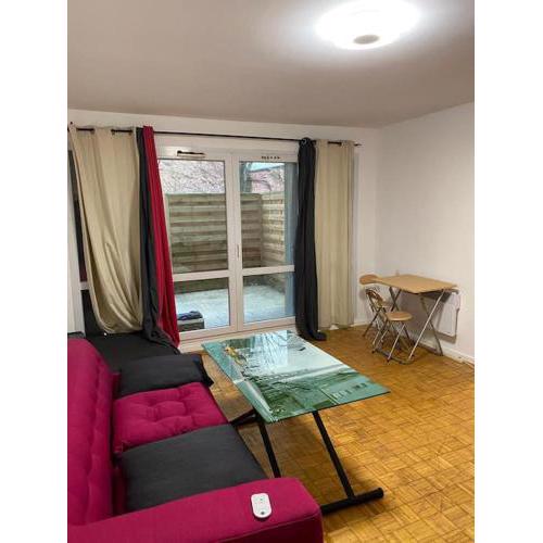 Appt entier MONPARNASSE avec TERRASSE et PARKING