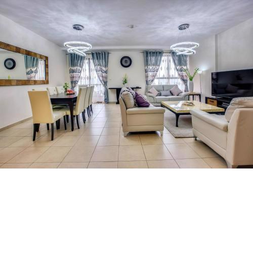 Apricus Holiday Homes - Spacious Apartment in Murjan JBR near the beach