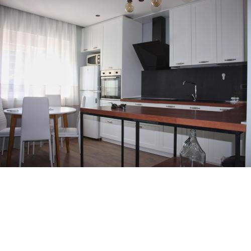 Apt 16-Tirana Very Central Apartment