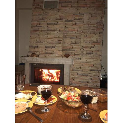 Apt ECE PAMPOROVO