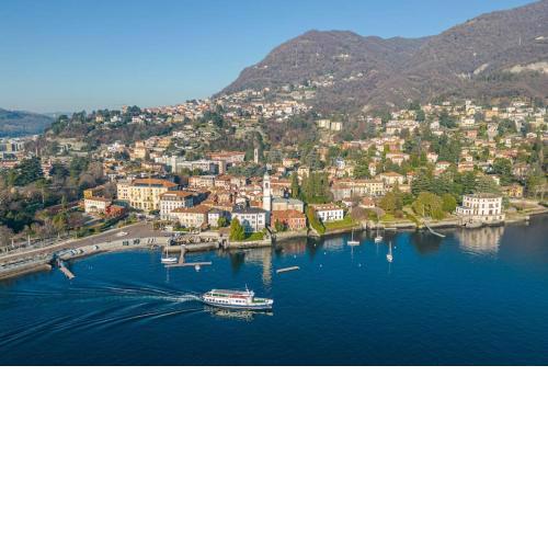 Apt in centro storico a due passi dal lago