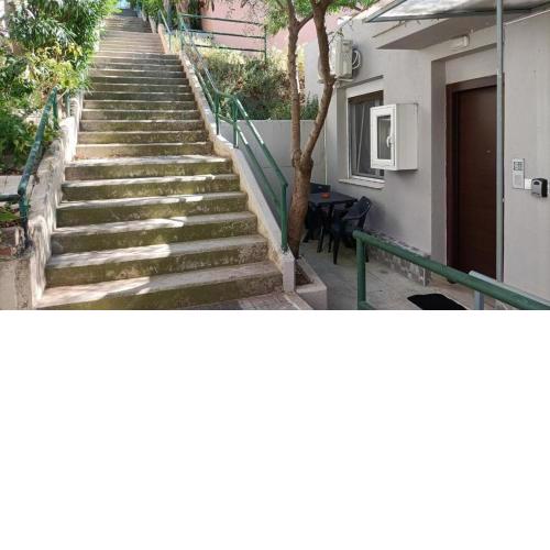 Apt on Beautiful Athenian Pedestrian Street
