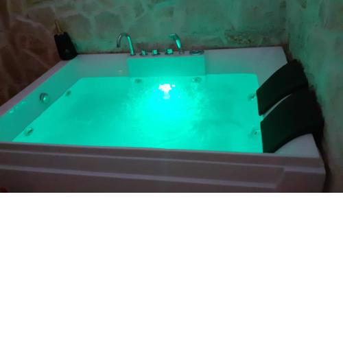 Apulia lux con vasca idromassaggio