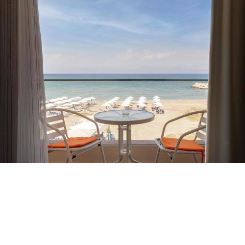 Aqua Luxury Suites