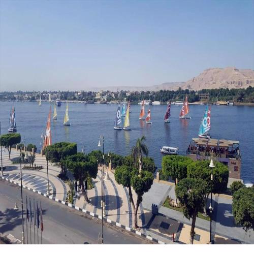 Aracan Eatabe Luxor Hotel