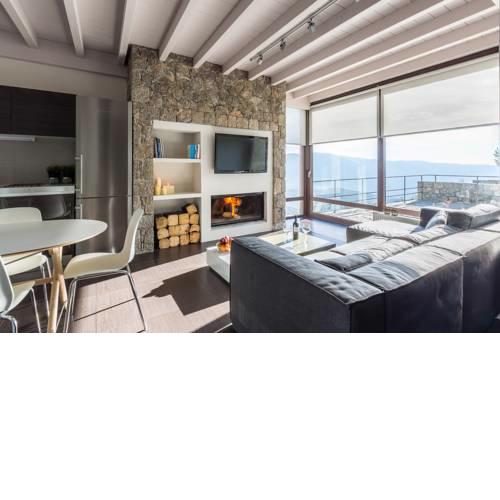 Arachova Chalet IV, Breathtaking Infinity view.