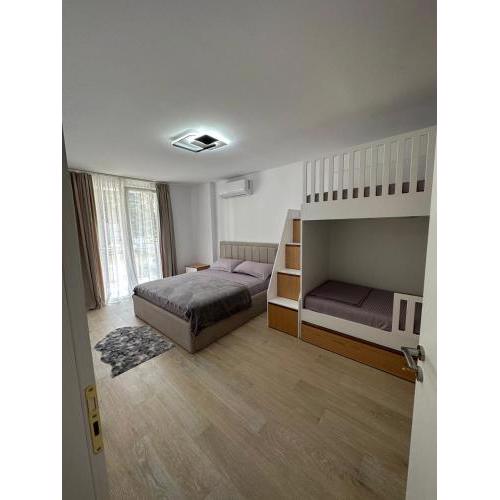 Aral Apartments Shengjin