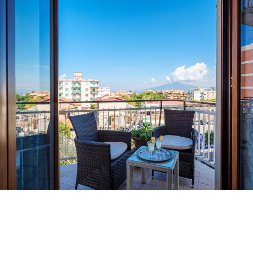 ARANCI 67 - convenient apartment in Sorrento centre