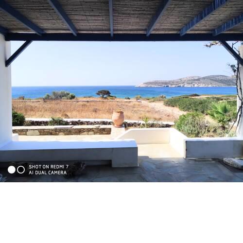 Architect's summer house by the beach