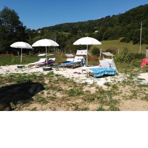 Area picnic le pratera con alloggi in tenda