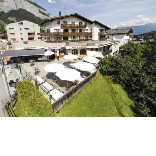 Arena Lodge