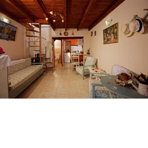 Ariadni's House