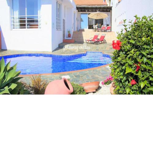 Aricia Villa