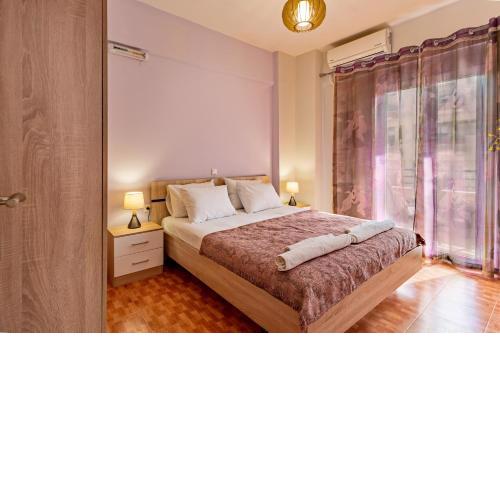 Arie's 1 Bedroom Apartment