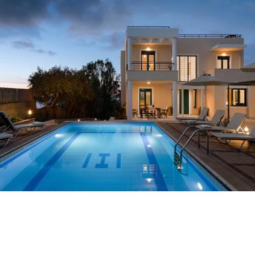 Aris Villa