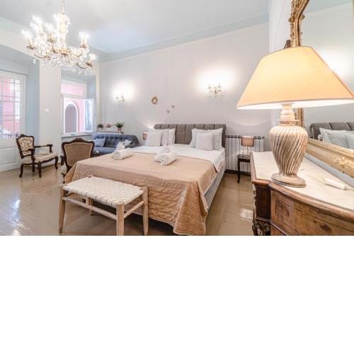 Aristocratic Suite in the Heart of Andros Town