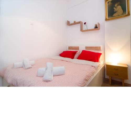 Aristotelous street small apartment