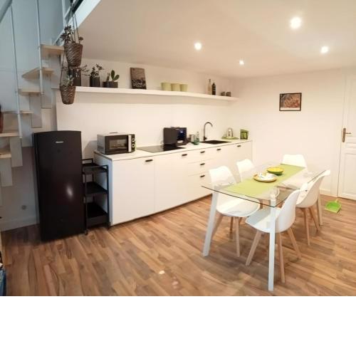 Ariula home