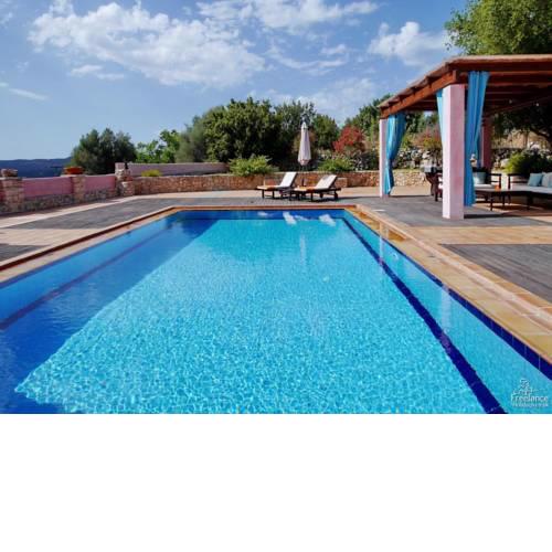 Armenoi Villa Sleeps 4