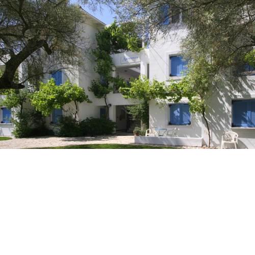 Armonia Apartments