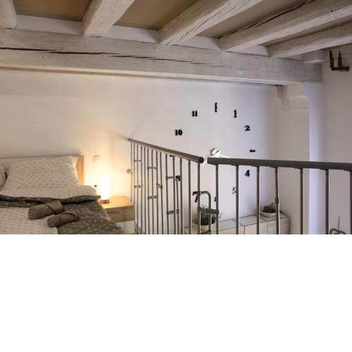 Aromatic Herbs loft - fully renovated in 2019