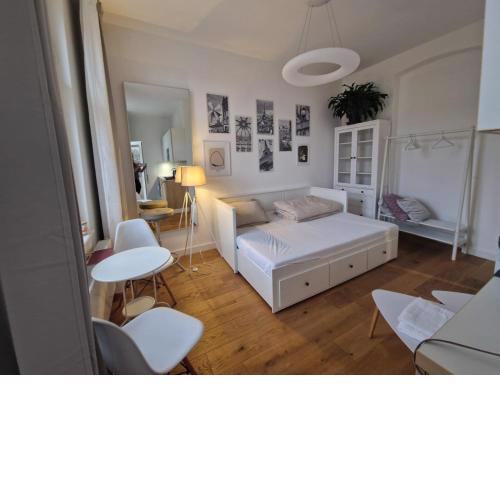 Art Nouveau apartment with garden in Pisek