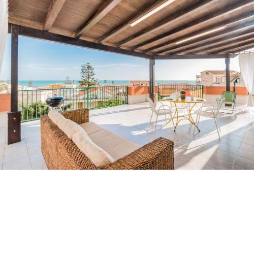 Artemide: Mansarda Vista Mare