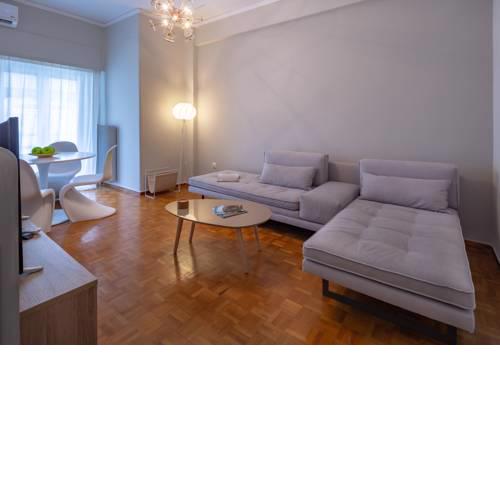 ARTEMIS - ATHENS DELUXE CITY CENTER APARTMENT