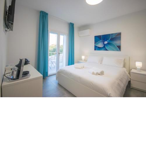 Artemisia Home