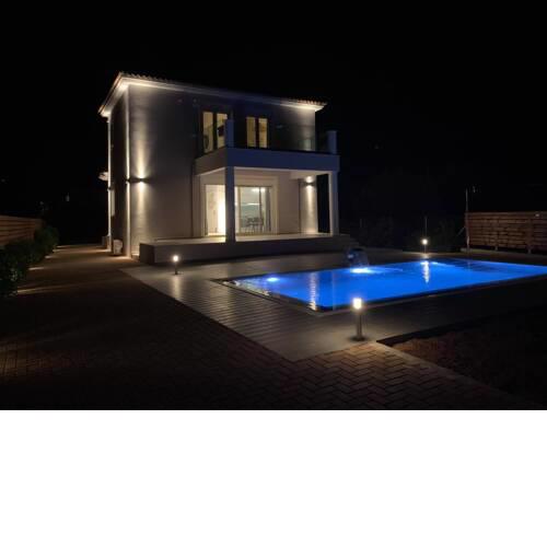 Artemon New Luxury Villa
