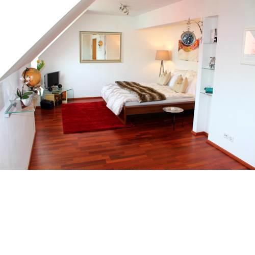 Arthouse Delux