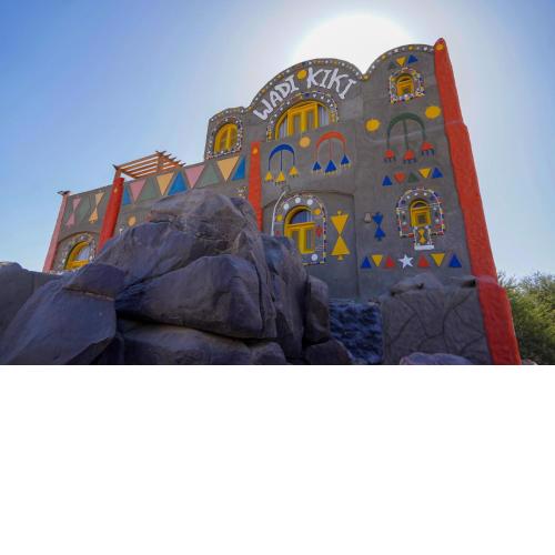 Artika Wadi Kiki Hotel