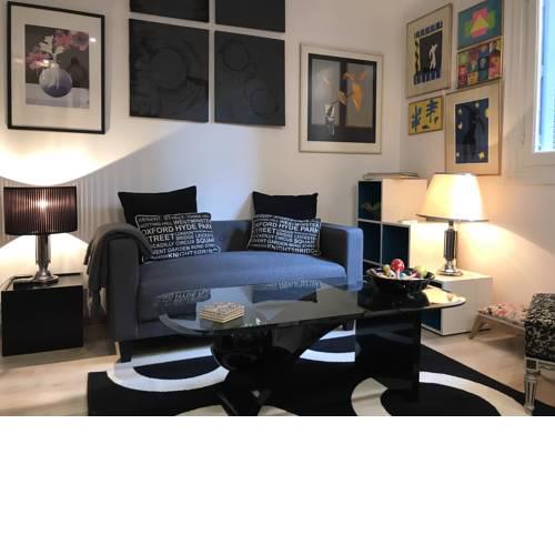 Artistic Designer Flat