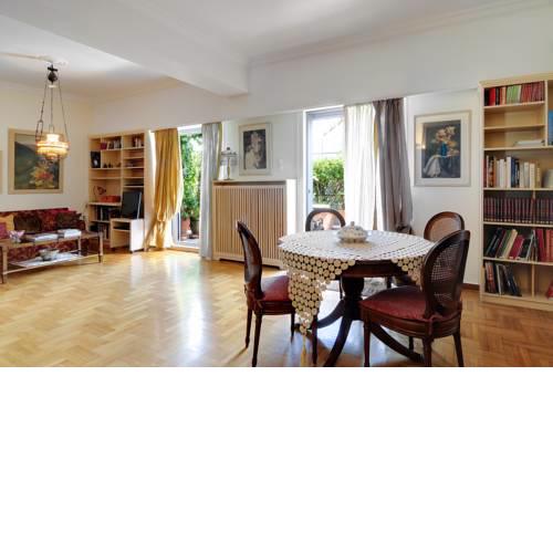 Artistic penthouse with spacious veranta.