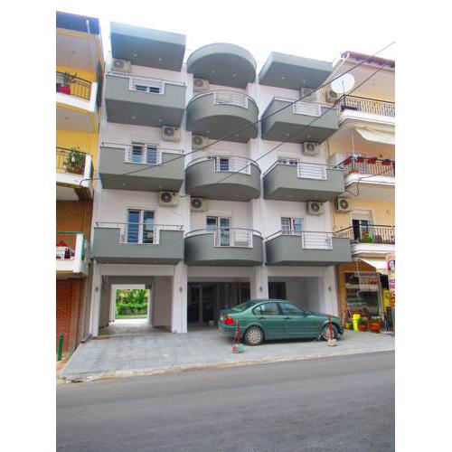 Artistic Rent Rooms & Apartments