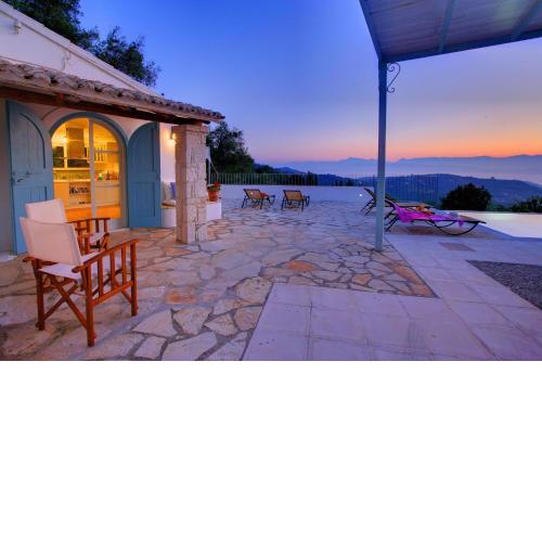 Artist's House Villa with infinity pool in Vigla -Kalami - Kouloura