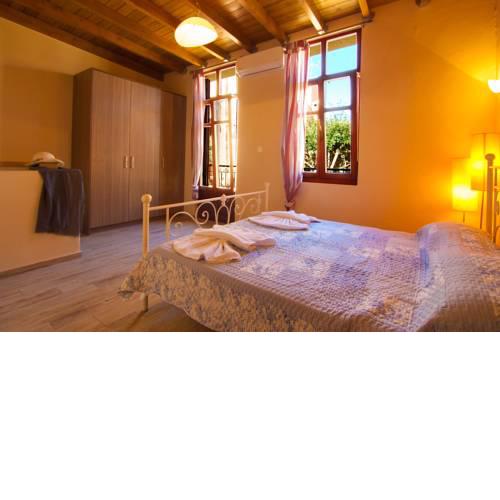 Asikiko Suites