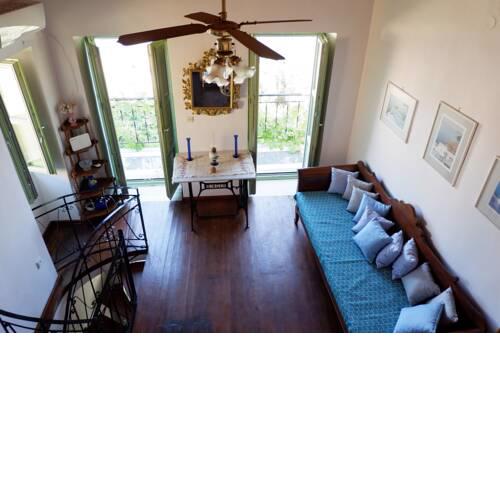 Asiminas House