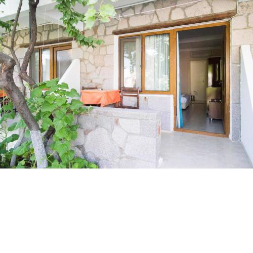 Assos Kadirga Hotel